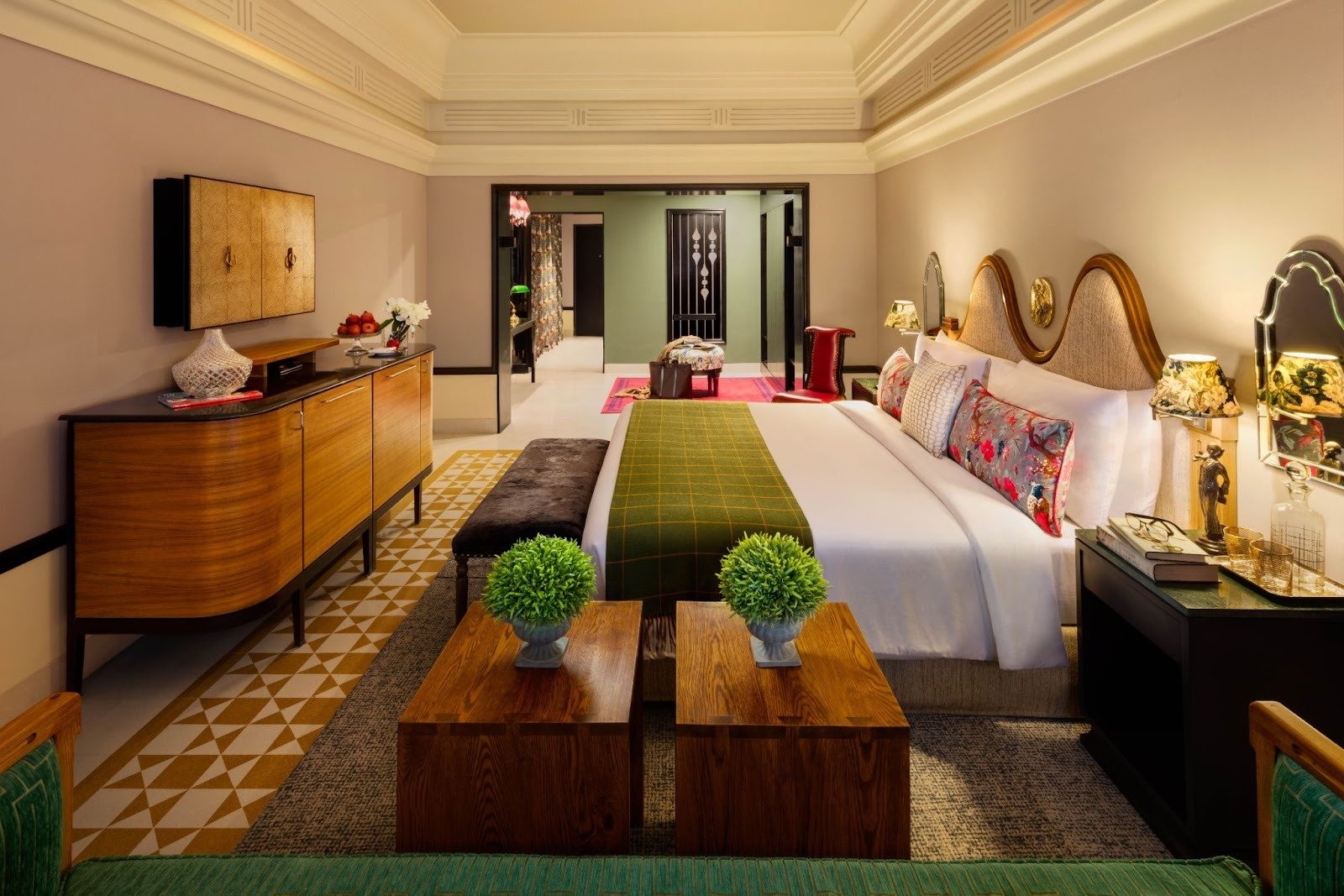 Explore the Top Luxury Hotels in Bikaner Rajasthan for a Royal Getaway